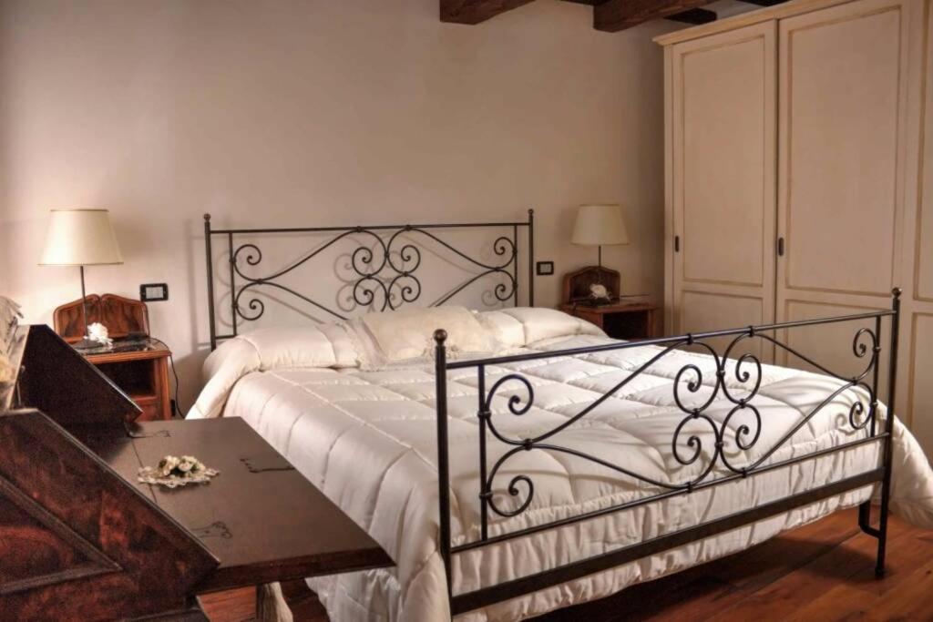 Apartament Santa Maria Ad Valetudinarium Abbadia San Salvator Zewnętrze zdjęcie